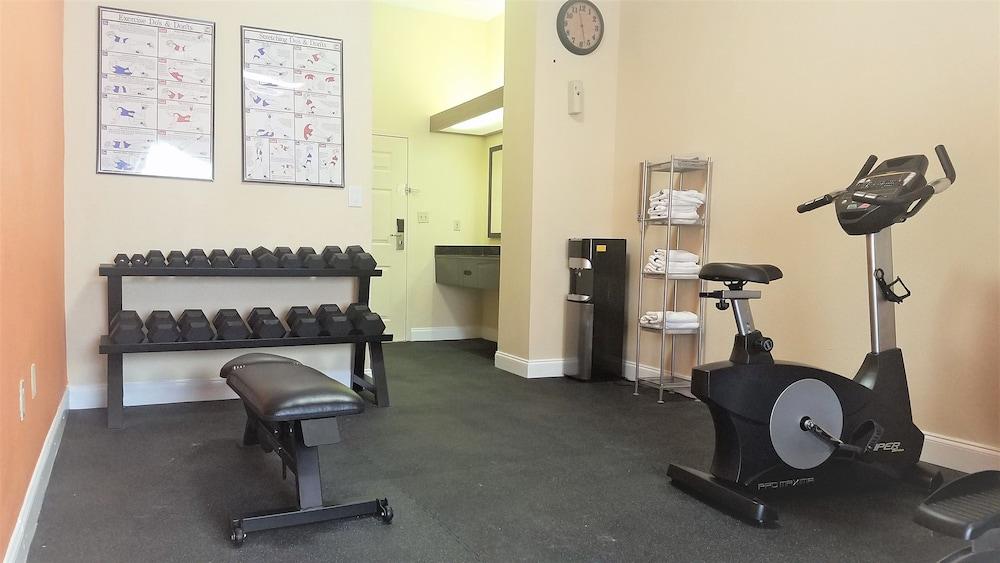 Clarion Pointe Louisville East Экстерьер фото