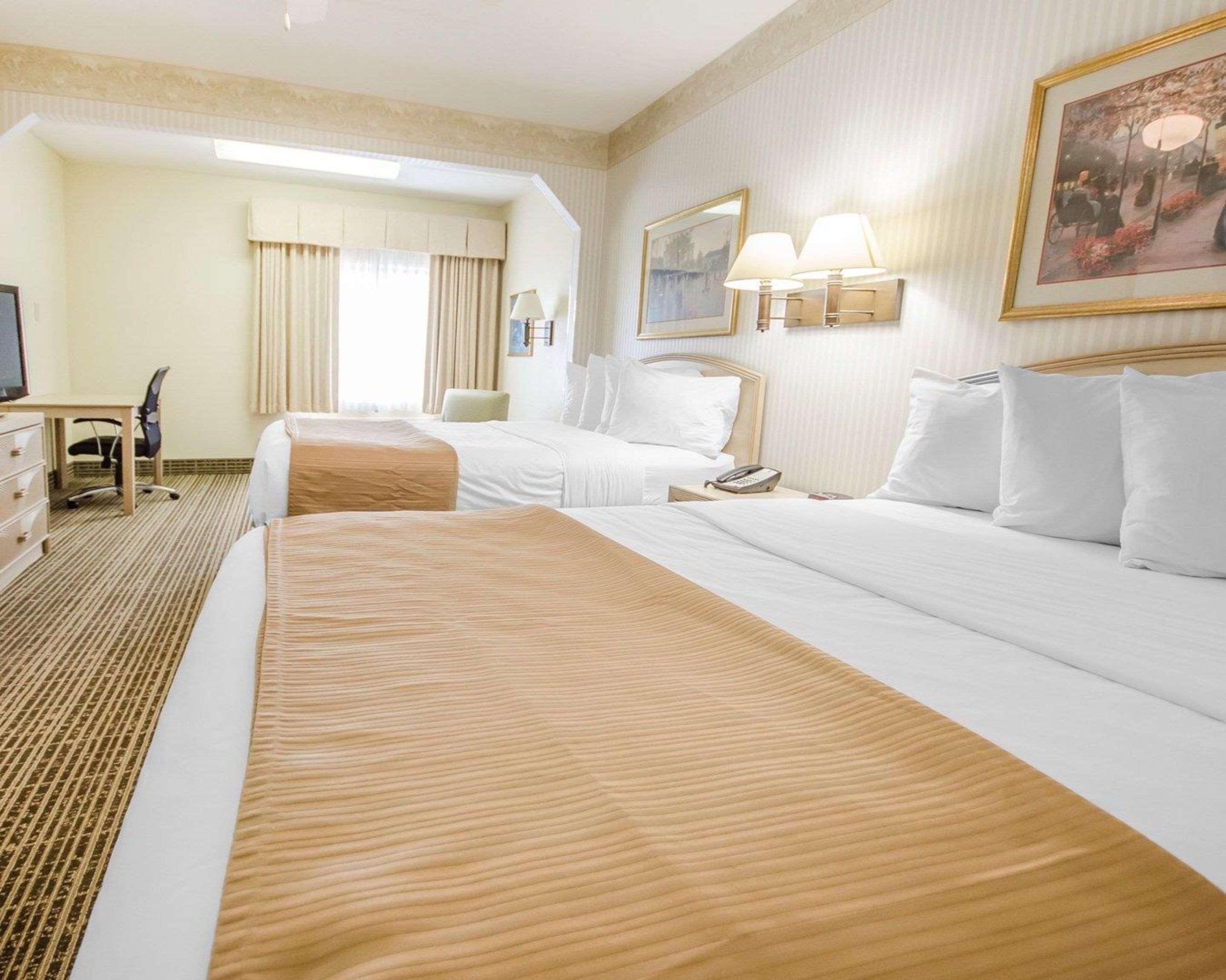 Clarion Pointe Louisville East Экстерьер фото
