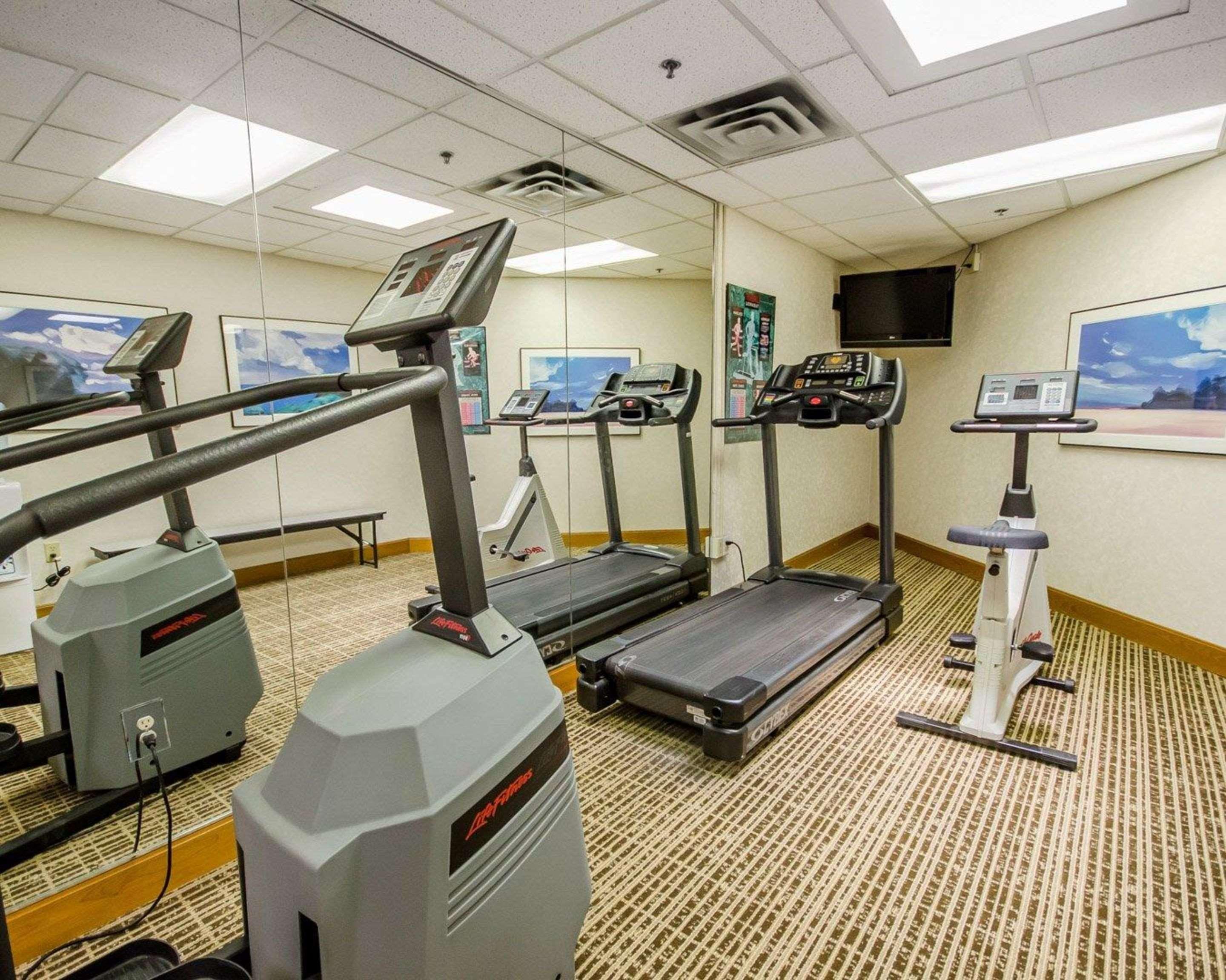 Clarion Pointe Louisville East Экстерьер фото
